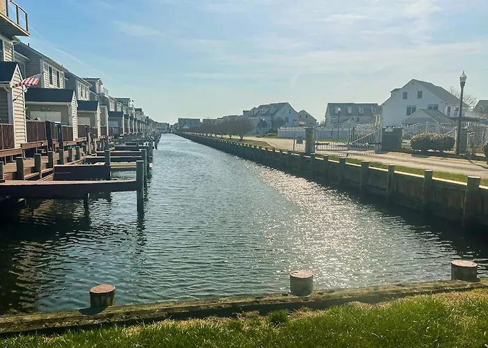 Holiday home Townes Of Nantucket Unit 11